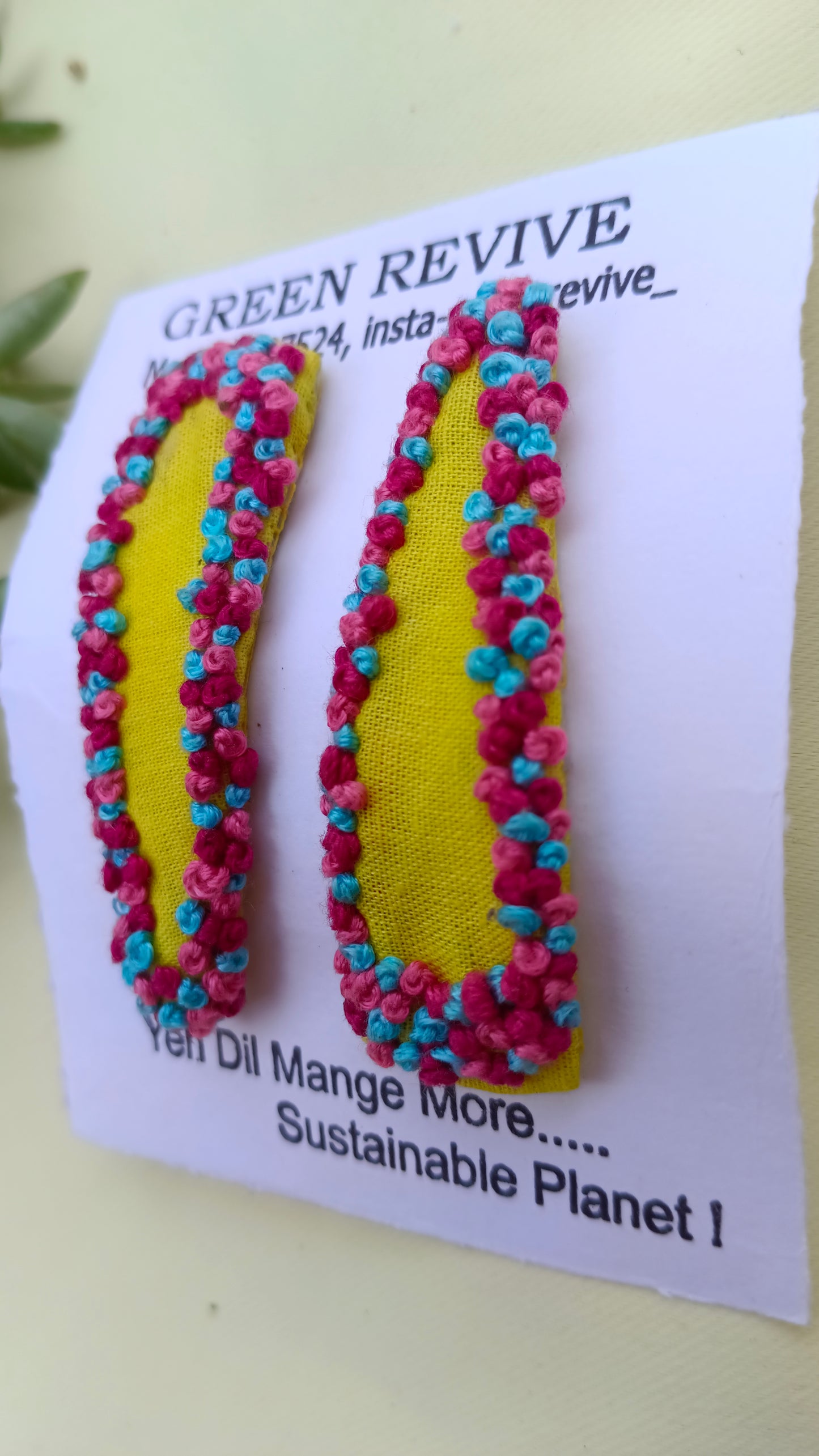 Color Pop Border – Upcycled Hair Clip Set