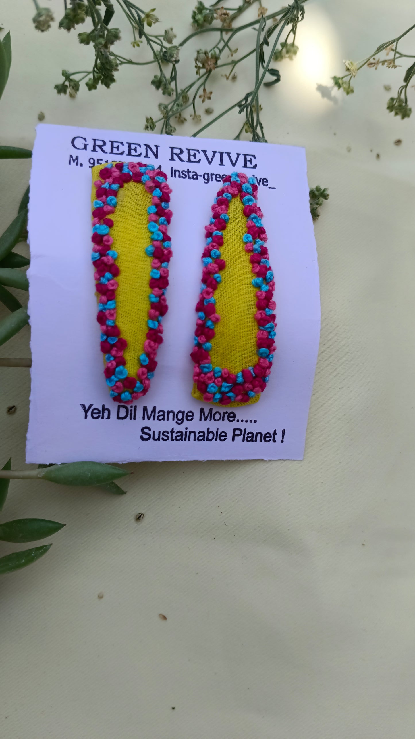 Color Pop Border – Upcycled Hair Clip Set
