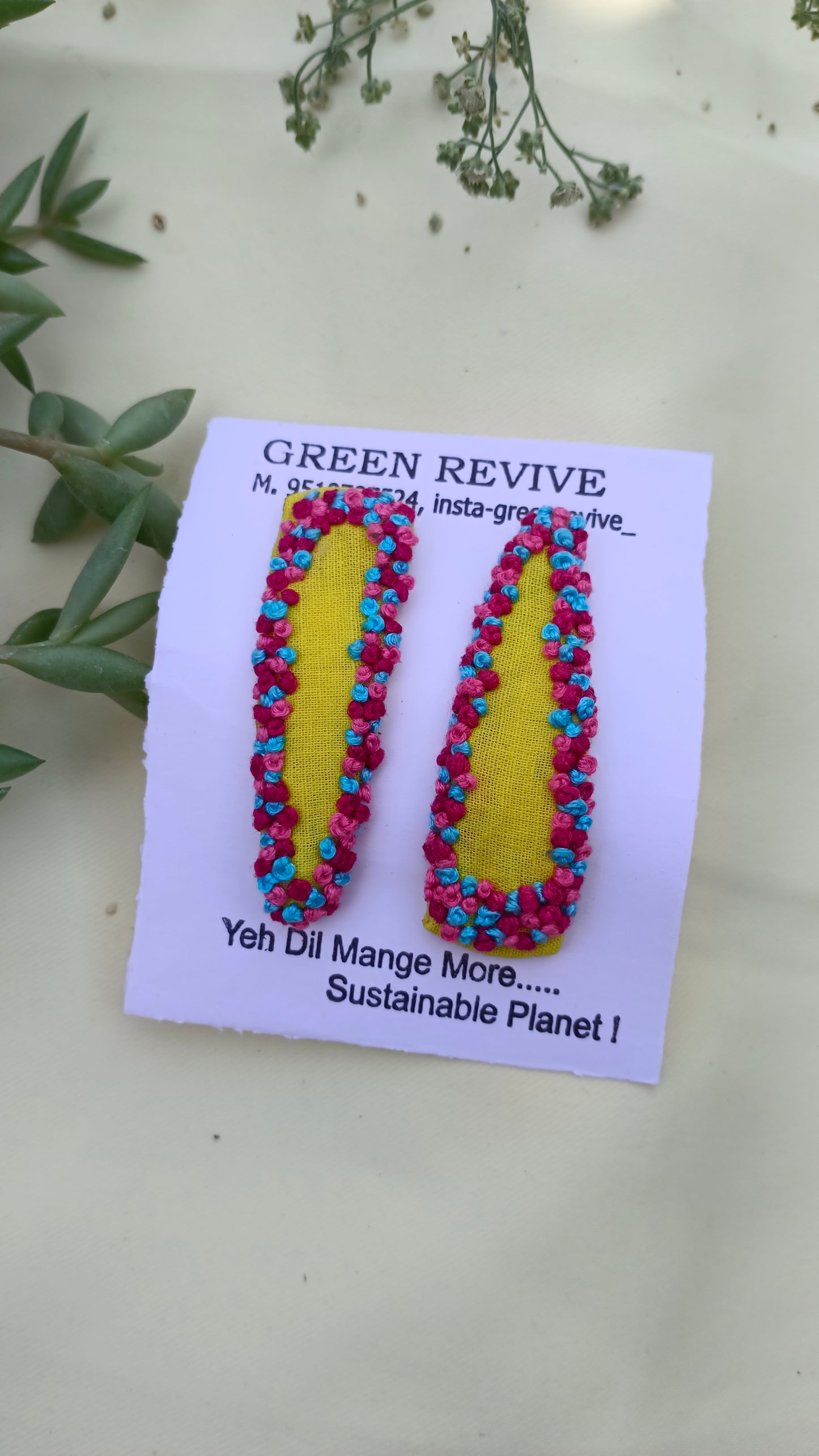 Color Pop Border – Upcycled Hair Clip Set